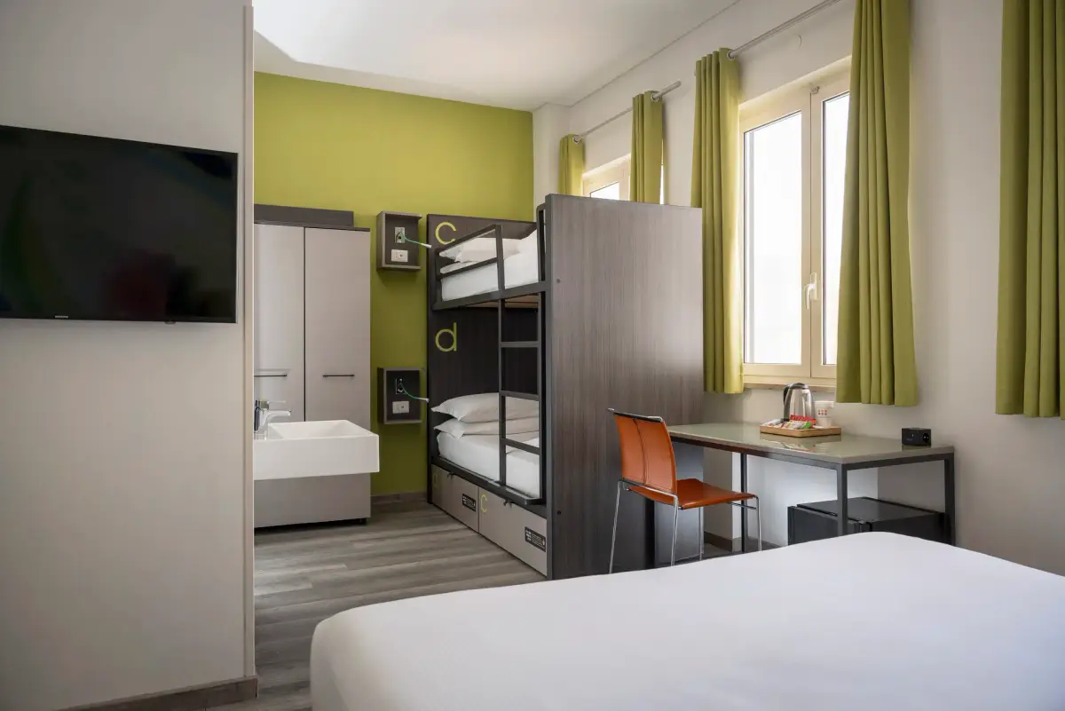 Quadruple Private Accomodations the Romehello Rome 03